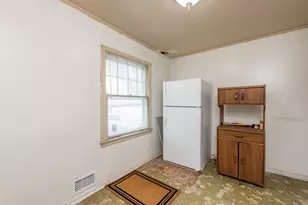 1819 Seymour Ave, North Chicago, IL 60064 - Photo 10