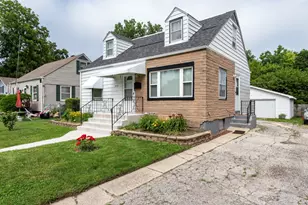 1819 Seymour Ave, North Chicago, IL 60064 - Photo 30