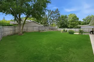 6320 Clark Dr, Woodridge, IL 60517 - Photo 20