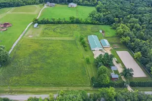 19104 Crowley Rd, Harvard, IL 60033 - Photo 2