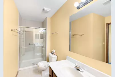 26 Tyler Court #B, Streamwood, IL 60107 - Photo 8