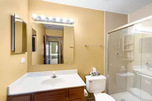26 Tyler Ct, Streamwood, IL 60107 - Photo 12