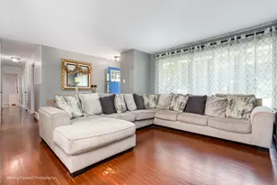 9840 Warren St, Oak Lawn, IL 60453 - Photo 8