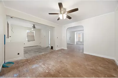 10605 S Normal Avenue, Chicago, IL 60628 - Photo 8
