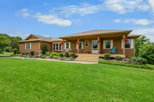 28 Tomahawk Trail, Oswego, IL 60543 - Photo 2