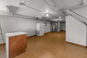 9043 S Carpenter St, Chicago, IL 60620 - Photo 30