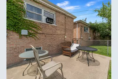 9043 S Carpenter Street, Chicago, IL 60620 - Photo 36
