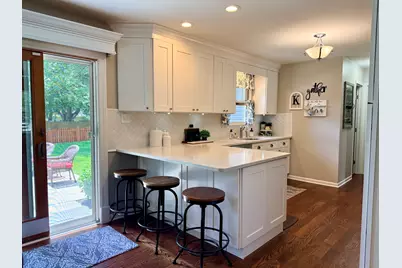 1102 Ravinia Court, Shorewood, IL 60404 - Photo 6