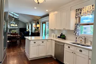 1102 Ravinia Ct, Shorewood, IL 60404 - Photo 4