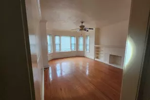 9202 S Loomis St, Chicago, IL 60620 - Photo 2