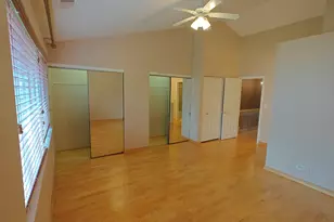 1052 Hinswood Dr, Darien, IL 60561 - Photo 22