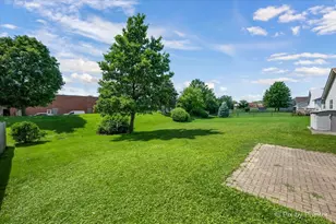 58 Silver Trail, North Aurora, IL 60542 - Photo 30