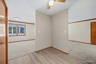 58 Silver Trail, North Aurora, IL 60542 - Photo 12
