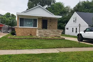 9224 Sproat Ave, Oak Lawn, IL 60453 - Photo 1