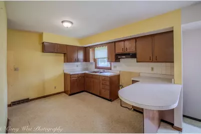 12799 Whipple Road, Sycamore, IL 60178 - Photo 14