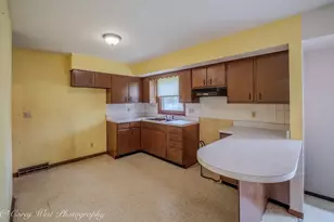12799 Whipple Rd, Sycamore, IL 60178 - Photo 14