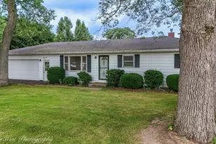 12799 Whipple Rd, Sycamore, IL 60178 - Photo 2