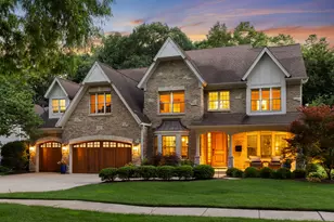 817 Heatherton Dr, Naperville, IL 60563 - Photo 2