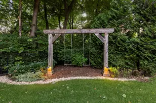 817 Heatherton Dr, Naperville, IL 60563 - Photo 96