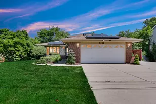 3252 87th St, Darien, IL 60561 - Photo 2