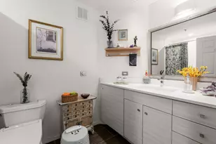 340 W Superior St, Chicago, IL 60654 - Photo 14