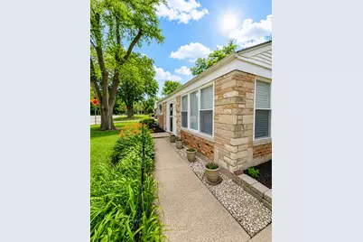 257 Lester Road, Park Forest, IL 60466 - Photo 2