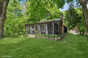718 Three Oaks Rd, Cary, IL 60013 - Photo 1