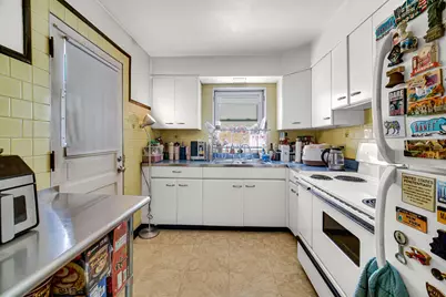 6044 N Mozart Street, Chicago, IL 60659 - Photo 10