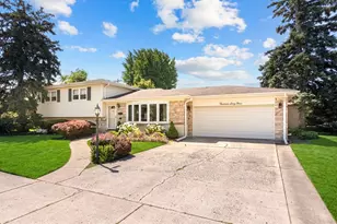 1469 Webster Ln, Des Plaines, IL 60018 - Photo 2