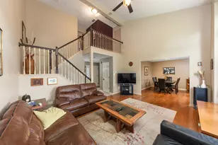2845 Water Tower Ln, Darien, IL 60561 - Photo 8