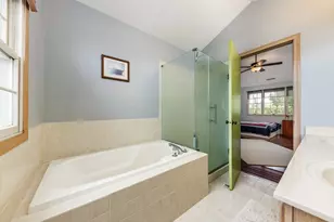 2845 Water Tower Ln, Darien, IL 60561 - Photo 18