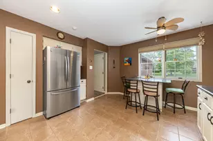2845 Water Tower Ln, Darien, IL 60561 - Photo 14