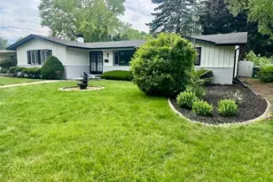 2508 Gabriel Ave, Zion, IL 60099 - Photo 2