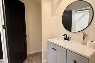 300 N State St, Chicago, IL 60654 - Photo 20