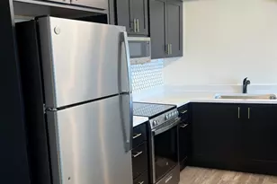 300 N State St, Chicago, IL 60654 - Photo 14