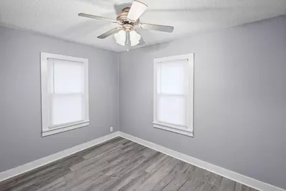 506 E Elm Street, Salem, IL 62881 - Photo 16