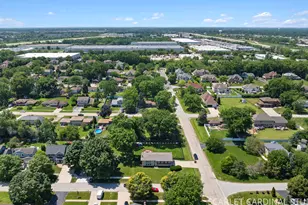 560 Lincoln St, Roselle, IL 60172 - Photo 40