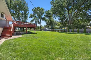 560 Lincoln St, Roselle, IL 60172 - Photo 32