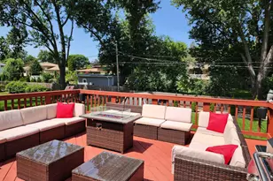 560 Lincoln St, Roselle, IL 60172 - Photo 34