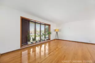 560 Lincoln St, Roselle, IL 60172 - Photo 6