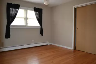 9647 S Sacramento Ave, Evergreen Park, IL 60805 - Photo 8
