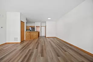 262 Springbrook Trail S, Oswego, IL 60543 - Photo 12