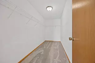 262 Springbrook Trail S, Oswego, IL 60543 - Photo 22
