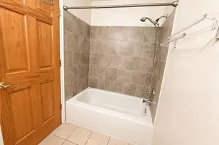 1661 Cornell Dr, Hoffman Estates, IL 60169 - Photo 6