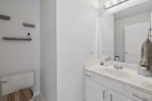 41W610 Silvana Dr, Elgin, IL 60124 - Photo 18