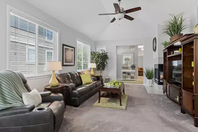 1074 Hampton Lane, Yorkville, IL 60560 - Photo 6