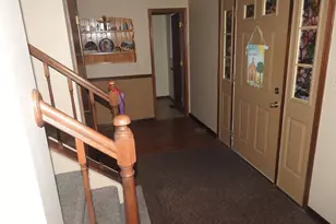 1162 Sandhurst Dr, Buffalo Grove, IL 60089 - Photo 2