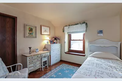 1162 Sandhurst Drive, Buffalo Grove, IL 60089 - Photo 12