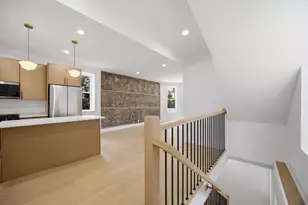3608 W Wolfram St, Chicago, IL 60618 - Photo 14