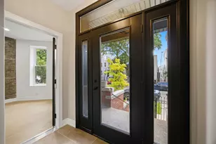 3608 W Wolfram St, Chicago, IL 60618 - Photo 4